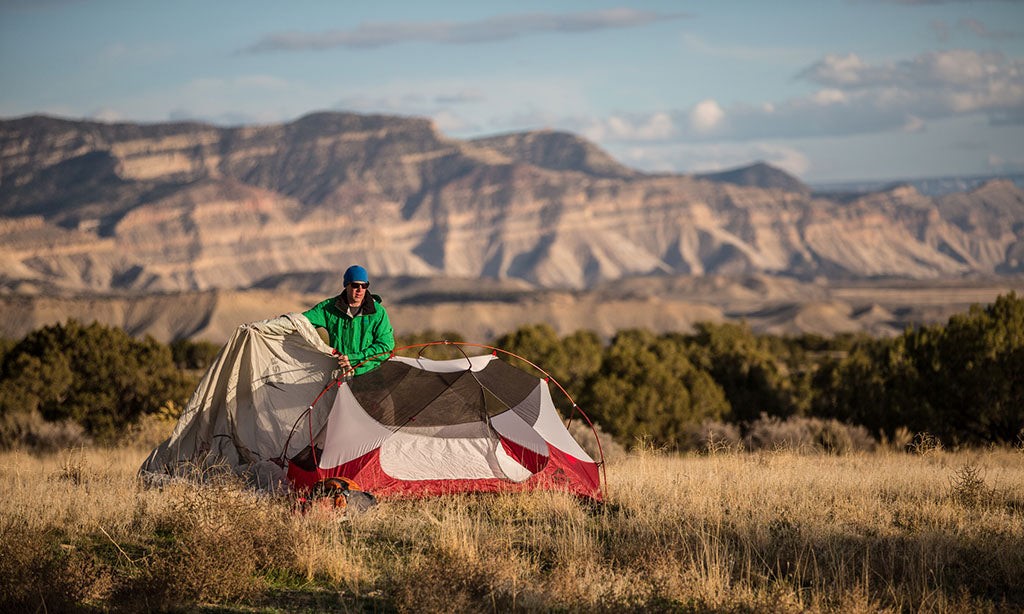 setting up tent in backcountry, Picture